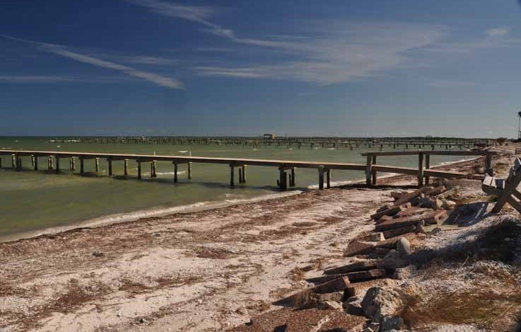 tx flag on damaged pier